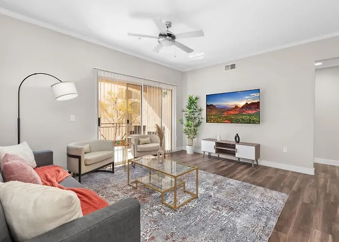 Stylish 2br - Scottsdale, Pet-friendly, Sunrise Peak