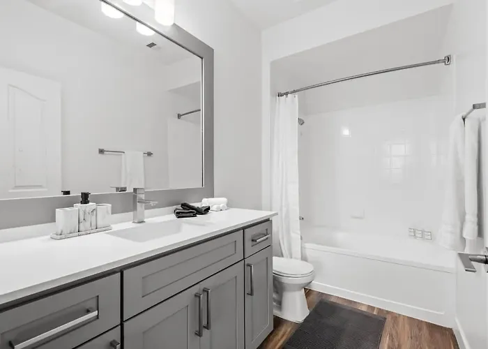 Apartment Stylish 2br - Scottsdale, Pet-friendly, Sunrise Peak *