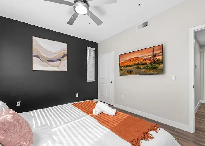 Apartment Stylish 2br - Scottsdale, Pet-friendly, Sunrise Peak *